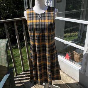 London Times flattering size 12 plaid a-line dress